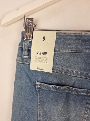 Second-Hand - Wrangler Ariel Blue Tapered Mid Rise Jeans Size 8 - SwapUp