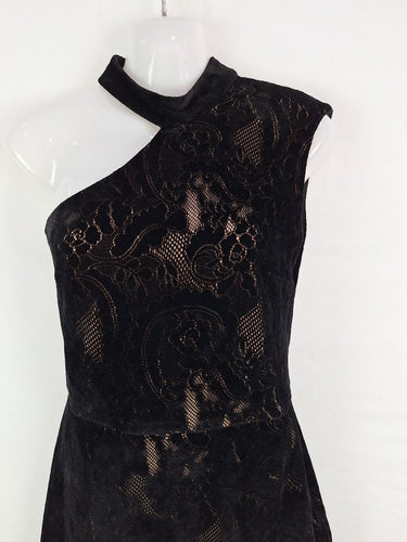 Second-Hand - Rebecca Vallance Daring Velvet Lace Dress Size 8 - SwapUp