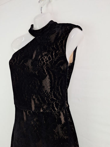 Second-Hand - Rebecca Vallance Daring Velvet Lace Dress Size 8 - SwapUp