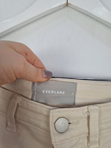 Second-Hand - Everlane Chalk Straight Leg Crop Jeans Size 4 - SwapUp