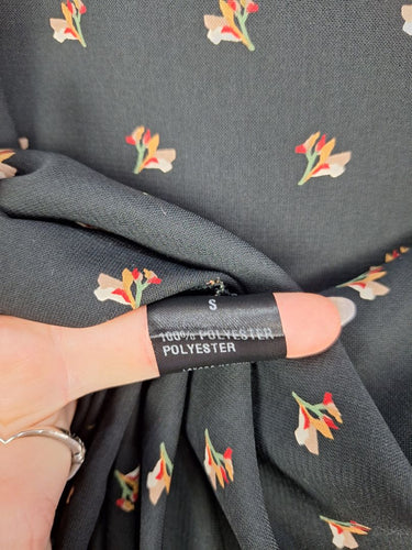 Second-Hand - Rue Madame Mini Bouquet Wrap Skirt Size S - SwapUp