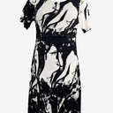 Second-Hand - Liz Jordan Wavy Marble Monochrome Midi Dress Size M - SwapUp