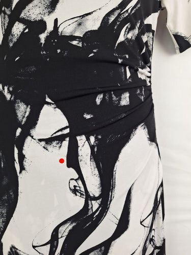 Second-Hand - Liz Jordan Wavy Marble Monochrome Midi Dress Size M - SwapUp