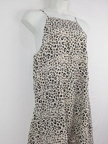 Second-Hand - Sonder Stories Light Caramel Animal Print Maxi Dress Size 14 - SwapUp