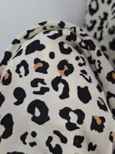 Second-Hand - Sonder Stories Light Caramel Animal Print Maxi Dress Size 14 - SwapUp