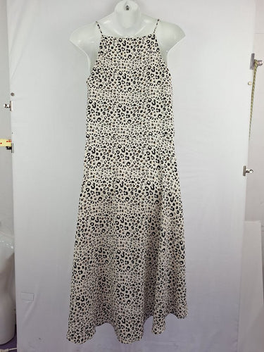 Second-Hand - Sonder Stories Light Caramel Animal Print Maxi Dress Size 14 - SwapUp