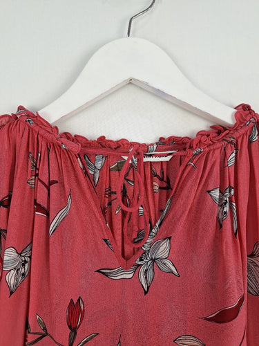 Second-Hand - Country Road Dusty Pink Tulip Printed Blouse Size 6 - SwapUp