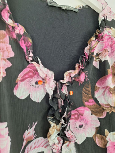 Second-Hand - Liz Jordan Seer Floral Blouse with Ruffled Neck Line Size 8 - SwapUp