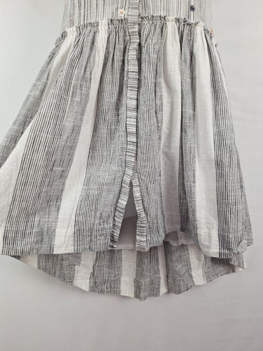 Second-Hand - irabira Embroidered Floral Stripe Spring Dress Size M - SwapUp