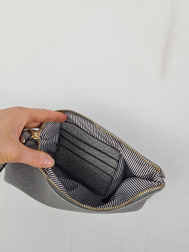 Second-Hand - Louenhide Grey Textured Wristlet - SwapUp