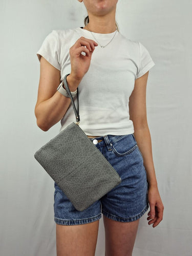 Second-Hand - Louenhide Grey Textured Wristlet - SwapUp