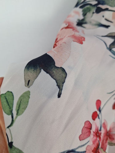 Second-Hand - Witchery Watercolour Floral Cuffed Sleeve Blouse Size 8 - SwapUp