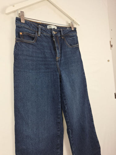 Second-Hand - Zara Dark Wash With Contrast Stitching Straight Leg Jeans Size 8 - SwapUp