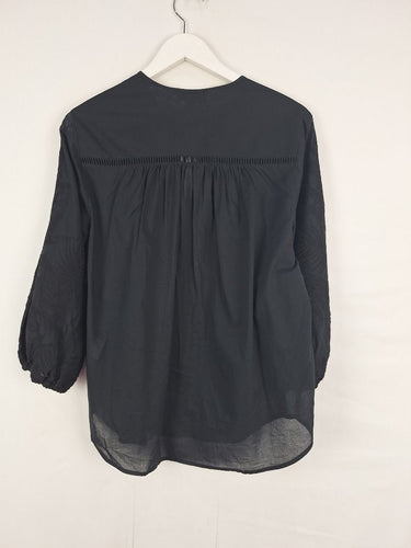 Second-Hand - Witchery Semi Sheer Embroidered Summer Staple Blouse Size 8 - SwapUp