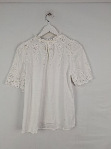 Second-Hand - Decjuba Pretty Broderie Frilled Blouse Size 10 - SwapUp