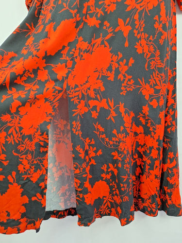 Second-Hand - Closet London Red Floral Shadows A Line Dress Size 12 - SwapUp