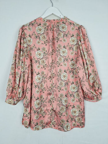 Second-Hand - Postie Peachy Pink Floral Blouse Size 12 - SwapUp