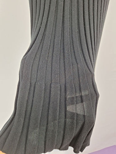 Second-Hand - Review Wide Waist Knitted Rib Skirt Size 6 - SwapUp