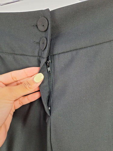 Second-Hand - Review Elevated Basic Black Tailored Pants Size 6 - SwapUp