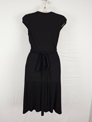 Second-Hand - Review Jersey Flower Applique Wrap Dress Size 6 - SwapUp