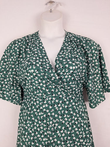 Second-Hand - Little Party Dress Jungle Green Cotton Patterned Wrap Dress Size 10 - SwapUp