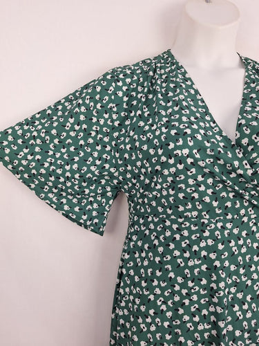 Second-Hand - Little Party Dress Jungle Green Cotton Patterned Wrap Dress Size 10 - SwapUp