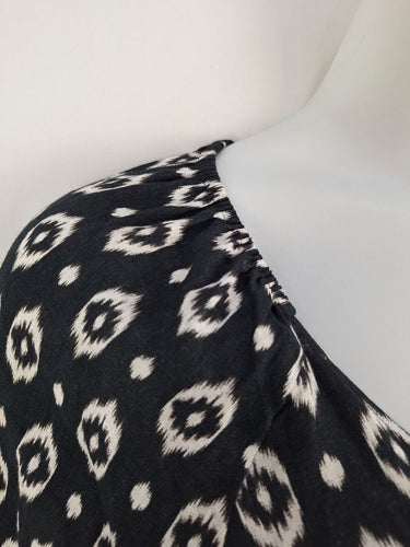Second-Hand - Witchery Diamond Linen Wrap Top Size 10 - SwapUp