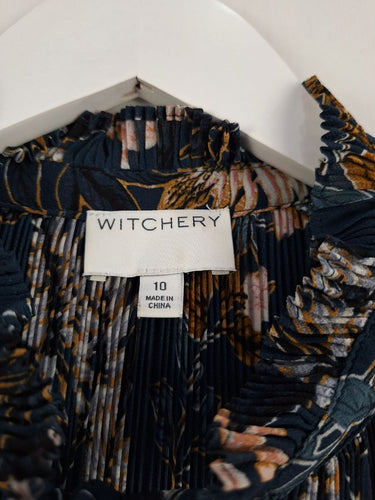 Second-Hand - Witchery Relaxed Elegant Floral Blouse Size 10 - SwapUp