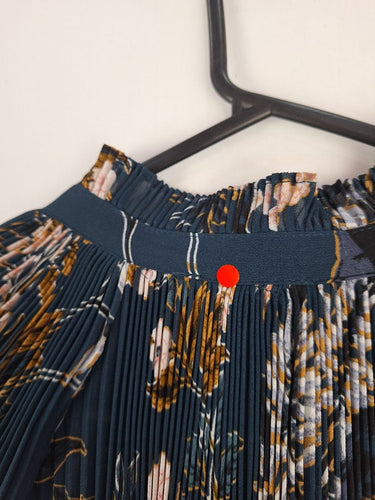 Second-Hand - Witchery Semi Sheer Dark Turquoise Floral Blouse Size 10 - SwapUp
