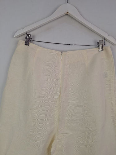 Second-Hand - Seed Cream Pleat Front Elevated Linen Blend Pants Size 12 - SwapUp