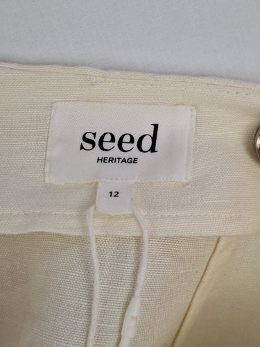 Second-Hand - Seed Cream Pleat Front Elevated Linen Blend Pants Size 12 - SwapUp