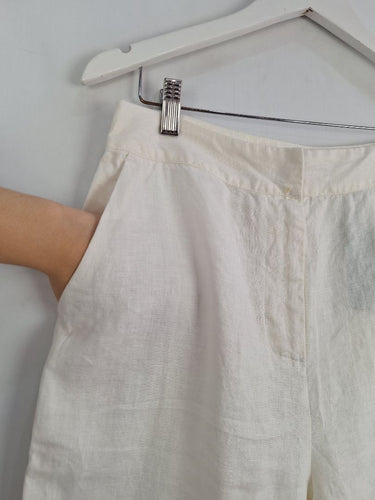 Second-Hand - Zoe Kratzmann Staple Crisp White Linen Ankle Pants Size M - SwapUp