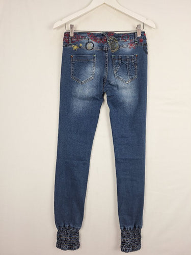 Second-Hand - Desigual Embroidered Cinched Ankle Jeans Size S - SwapUp