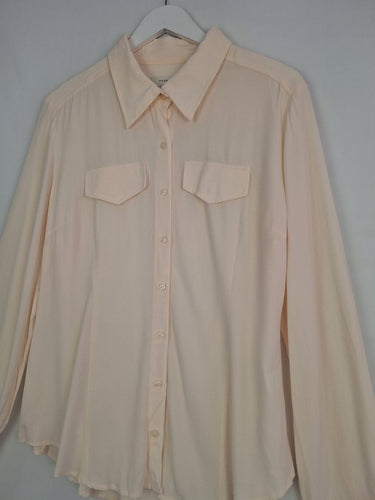 Second-Hand - Nude Lucy Pale Salmon Structured Shirt Size XL - SwapUp