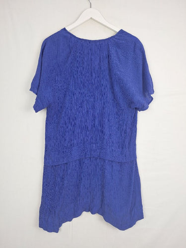 Second-Hand - Marco Polo Deep Blue Textured Flowy Tunic Top Size 14 - SwapUp