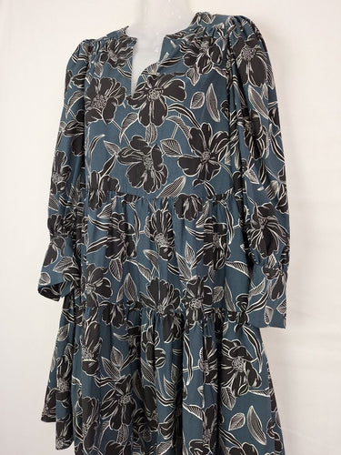 Second-Hand - Witchery Moody Floral Tiered Mini Dress Size 8 - SwapUp