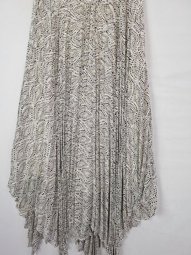 Second-Hand - Witchery Dotted Wave Choppy Hem Midi Skirt Size 8 - SwapUp