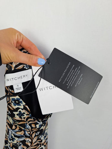 Second-Hand - Witchery Everyday Mesh Floral Dress Size S - SwapUp
