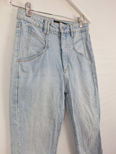 Second-Hand - Witchery Light Wash Tapered Jeans Size 8 - SwapUp