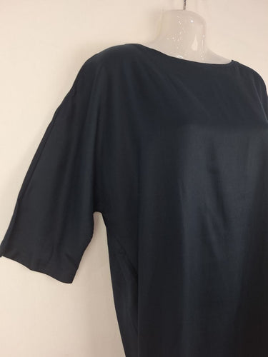 Second-Hand - Cus Boat Neck Sophisticated Dress Size S - SwapUp