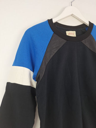 Second-Hand - Riyka Retro Feel Crew Neck Jumper Size S - SwapUp