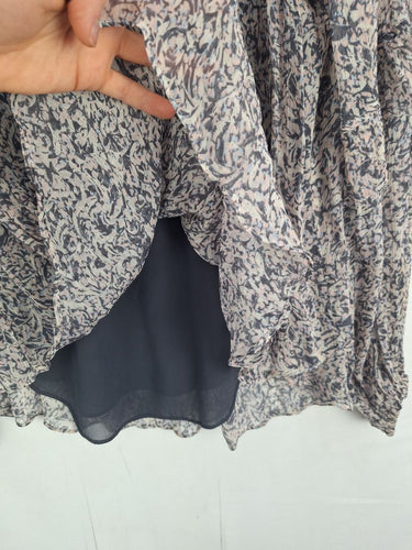 Second-Hand - Witchery Pastel Abstract Floral Flutter Blouse Size 8 - SwapUp