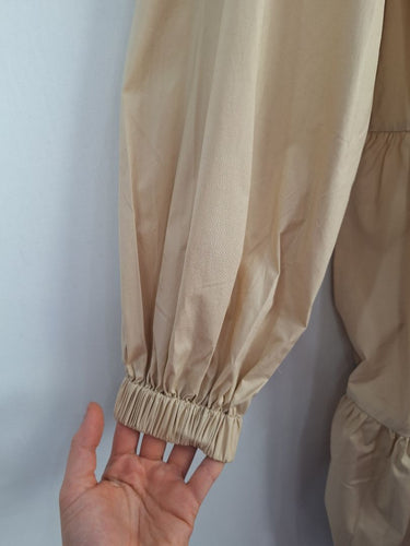 Second-Hand - Witchery Crisp Beige Tiered Mini Dress Size 8 - SwapUp