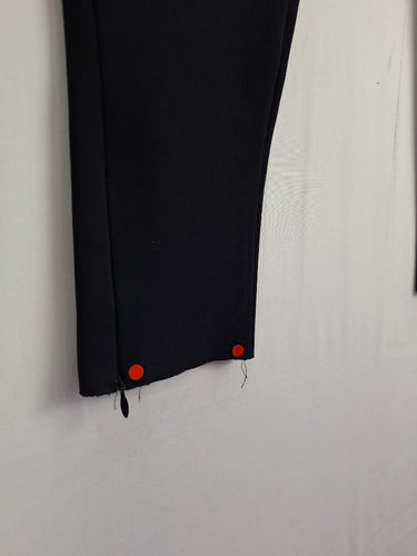 Second-Hand - Bassike Fitted Stretch Everyday Pants Size S - SwapUp