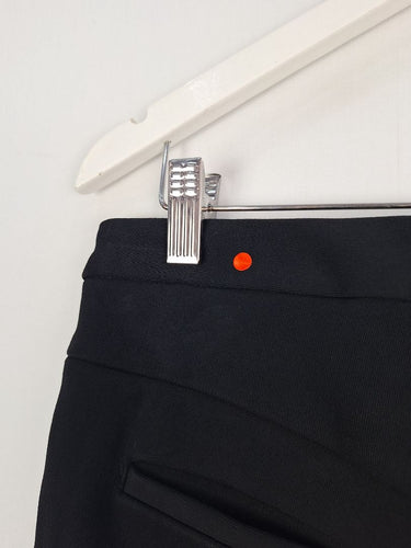 Second-Hand - Bassike Fitted Stretch Everyday Pants Size S - SwapUp