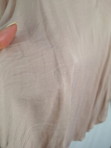 Second-Hand - Witchery Dusty Rose V Neck Blouse Size 8 - SwapUp