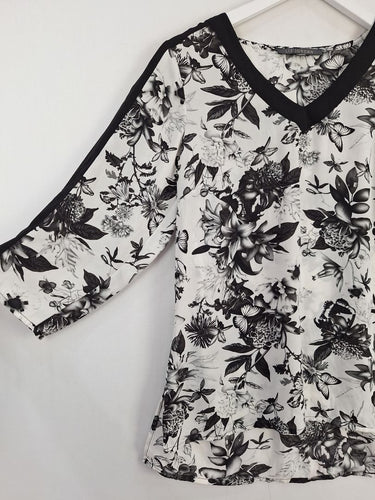 Second-Hand - Liz Jordan Cutaway Sleeve Everyday Staple Top Size 10 - SwapUp
