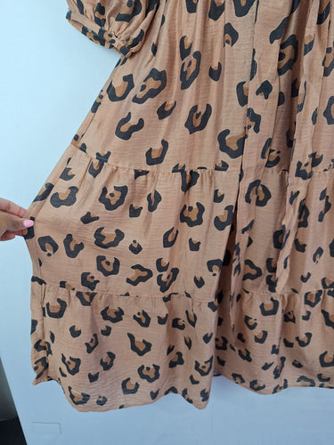 Second-Hand - Witchery Effortless Belted Cheetah Tiered Maxi Dress Size 8 - SwapUp