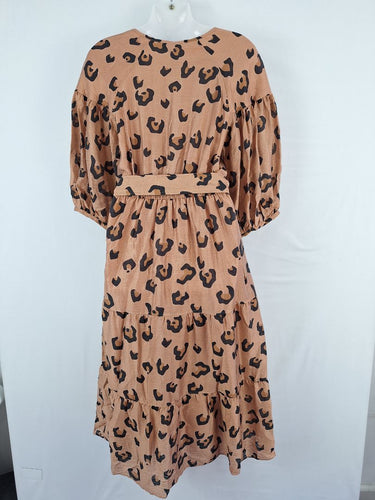 Second-Hand - Witchery Effortless Belted Cheetah Tiered Maxi Dress Size 8 - SwapUp