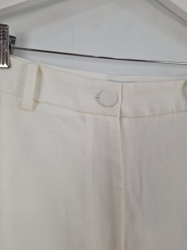 Second-Hand - Witchery Milk White Tailored Wide Leg Pants Size 18 - SwapUp